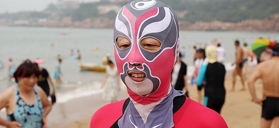 Китайский Человек-паук, или Что такое фейскини, и зачем его носят китаянки