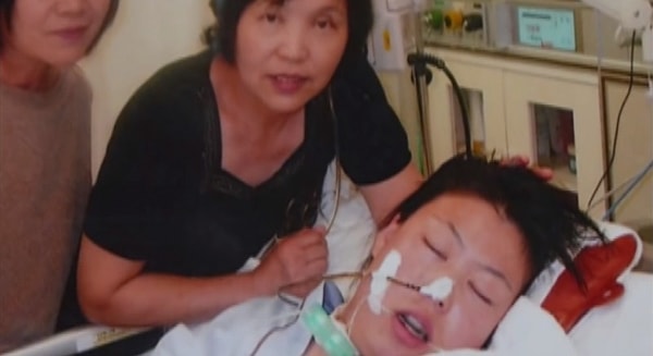 4. Лечение началось, и состояние больной постепенно улучшалось. Она даже начала реагировать на голоса.