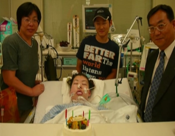 5. Все это время Хисаши был рядом. Приходил к ней после работы, говорил с Маи, делал ей массаж. Жених решил ждать свою невесту, пока она не очнется.