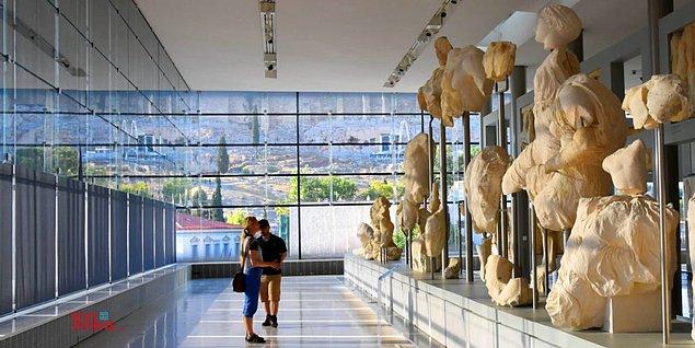Komşu Yunanistan'da ise gezginlerin tercihi Akropolis Müzesi oldu.