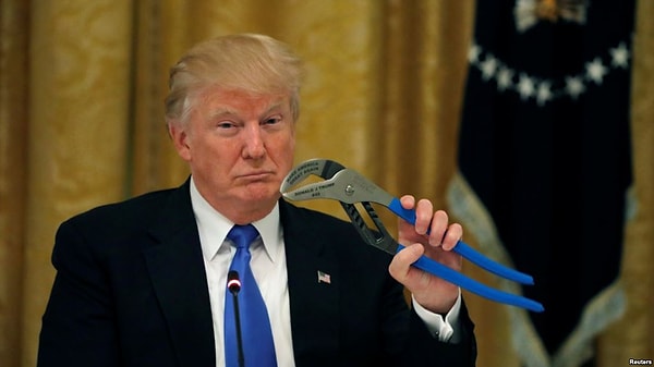 2. Дональд Трамп является уже пятым президентом, который  был избран, набрав меньшее число голосов избирателей, чем проигравший кандидат