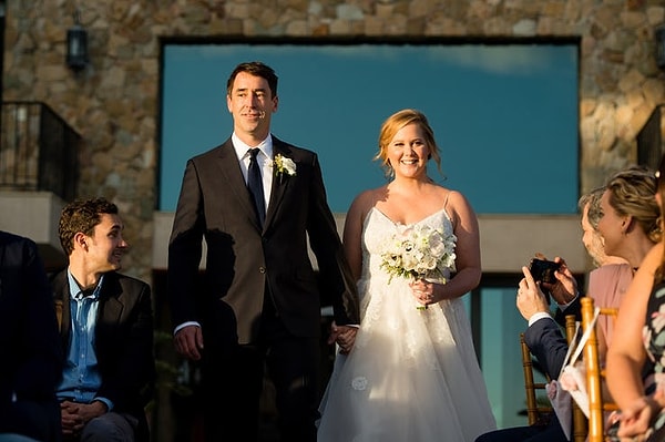 2. Эми Шумер и Крис Фишер