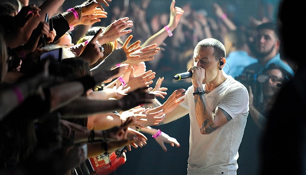 4. Есть ли у вас знаменитый кумир, примеру которого вы хотели бы следовать?