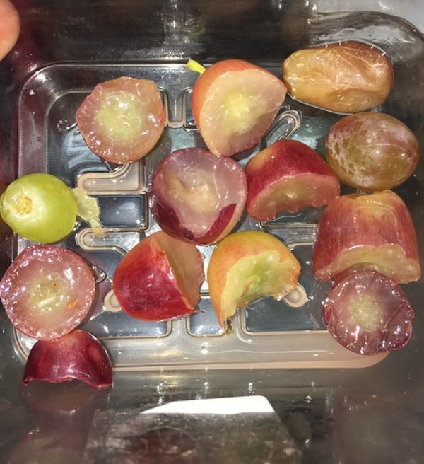 4. «Я сказал брату, что он может съесть половину моего винограда».