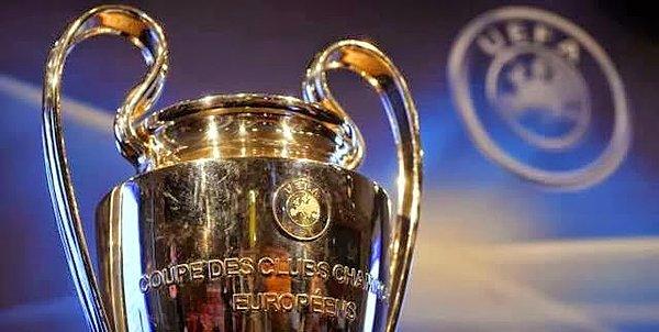 UEFA Şampiyonlar Ligi şampiyonu ile UEFA Avrupa Ligi şampiyonu direkt olarak Şampiyonlar Ligi gruplarına katılacak.