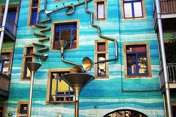 Догадались чье оно?