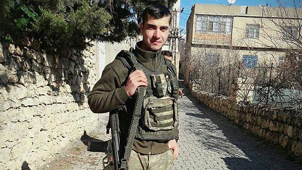 Şehit olan askerlerden Jandarma Uzman Çavuş Recep Çetin’in şehadet haberi Eskişehir’de oturan ailesine verildi.