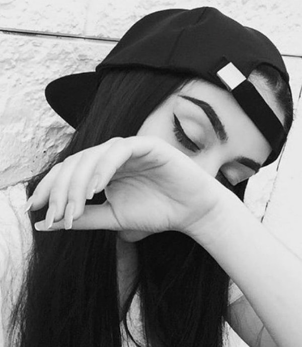 7. Он обвиняет вас, что вы его не любите