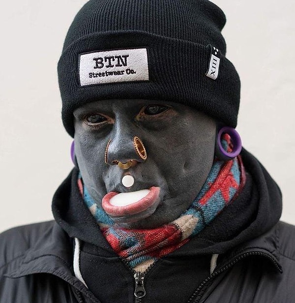 Да, складывается впечатление, что у Эли отсутствуют какие-либо страхи вообще.