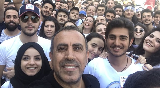 İyi ki Varsınız! AHBAP Sayısız Aile ve Öğrenciye Yardım Etti, Binlerce Fidan Dikti