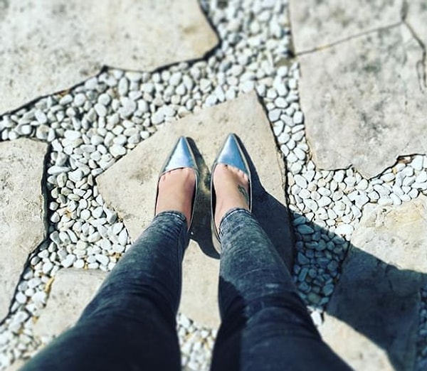 3. Ношение высоких каблуков в Греции