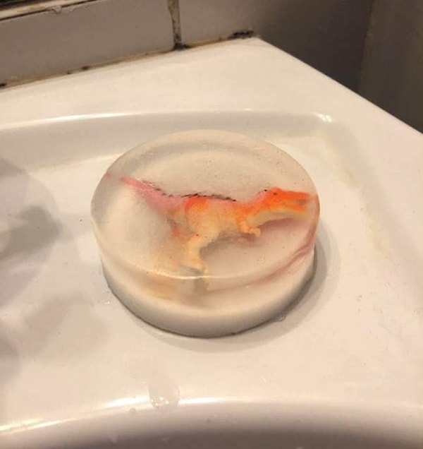 13. Если дети будут часто мыть руки, они в итоге доберутся до этой игрушки.