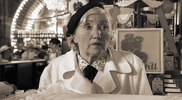 13. Галины Барковой (продавщица фруктов) не стало в том же году.