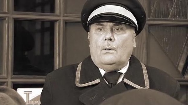 19. Последняя жертва - Станислав Фесюнов (швейцар магазина).