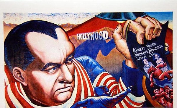 4. Как называлась кампания по борьбе с "инакомыслием" в США в середине 1950-х годов?