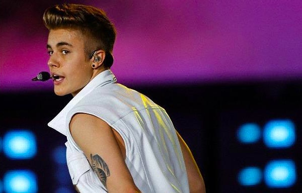 8. Что это за юный красавчик?