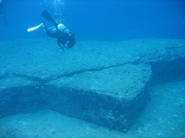 10. Море у берегов острова Йонугуни, Япония