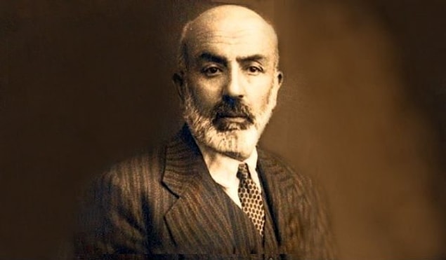 7. Mehmet Akif Ersoy'un adı