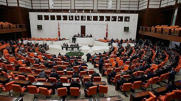 AKP ile MHP, partilerin seçim ittifakına imkan veren 26 maddelik yasa teklifini TBMM Başkanlığı'na 21 Şubat'ta sunmuştu.