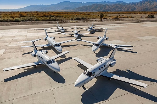 8. Если бы у вас был частный самолет, то какой?