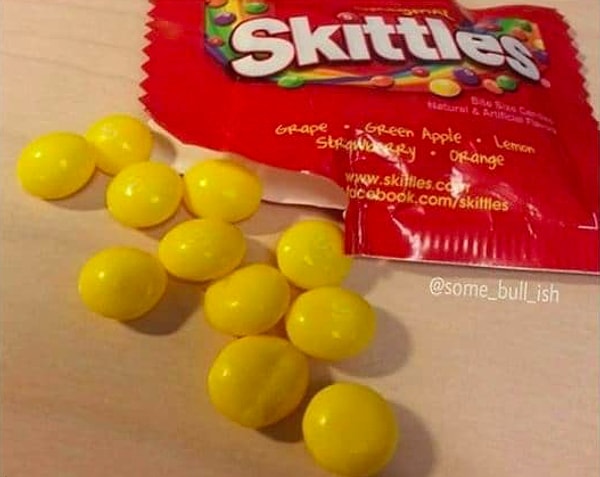 3. Худшим окончанием ужасного дня может стать такая упаковка Skittles 😑