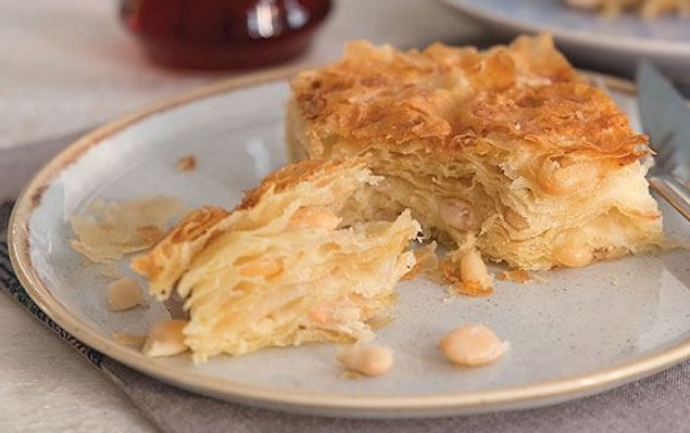 10. Grafkoranik (Kuru fasulyeli börek)