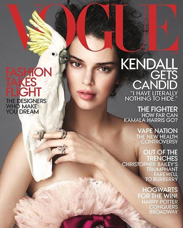 Kendall Jenner, dünya üzerindeki neredeyse her derginin kapağına çıktı ve şimdi aralarına Vogue Nisan sayısı da eklendi.