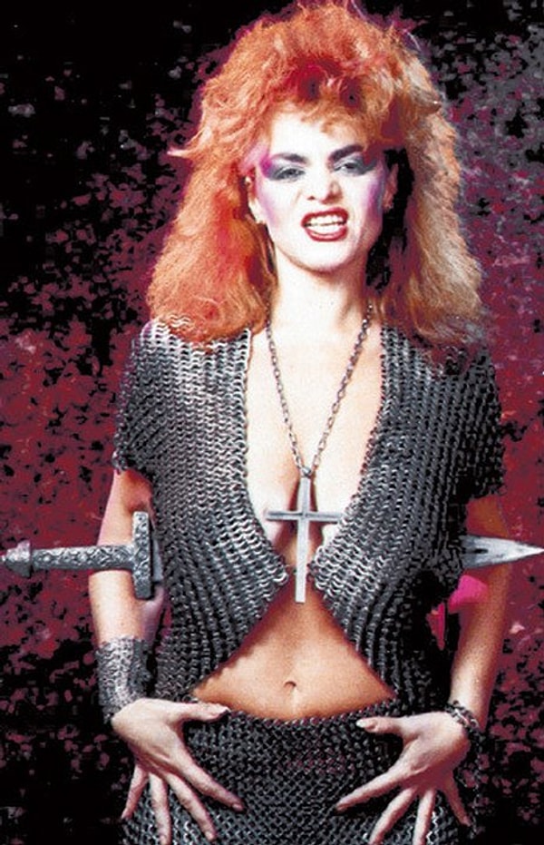 5. ... и боевая раскраска.