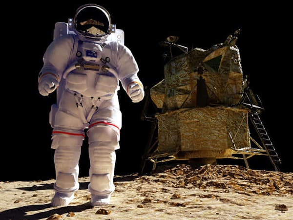 2. А высадка первого человека на Луну?