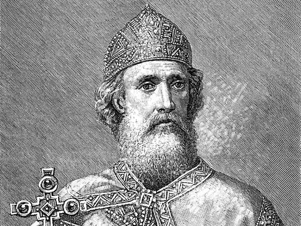 1. Князь Владимир, ведший в юности довольно разгульную жизнь, говорил: "На Руси есть веселие _____, не можем без того быть". Вставьте пропущенное слово: