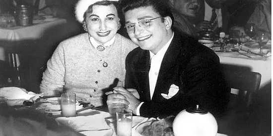 O Sofraların Bir Köşesinde Olmak Vardı! Dost Meclisi Sözünün Hakkını Veren Ünlülerin Nostaljik Sofra Fotoğrafları