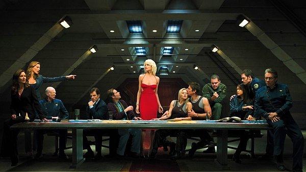 6. Constantine, I Am Legend, Hunger Games filmlerinin yönetmeni Francis Lawrence, Battlestar Galactica'yı uyarlıyor.