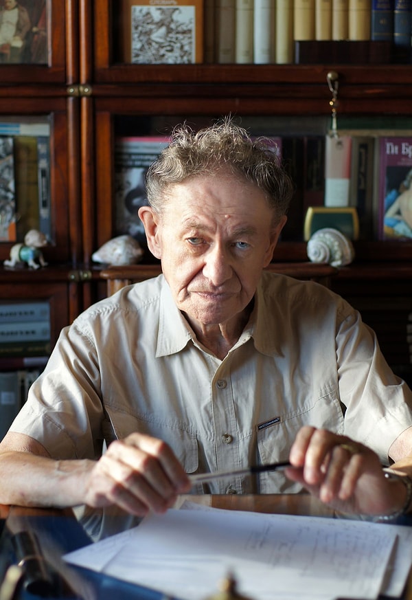 3. Александр Ильич Хазанов