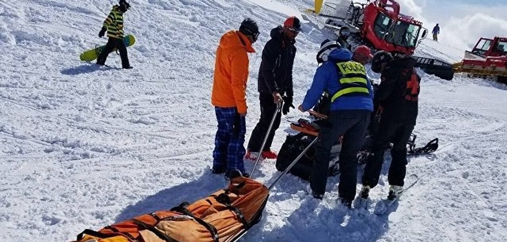 Взбесившаяся "канатка": в Грузии сломался подъемник, и люди с огромной скоростью полетели вниз