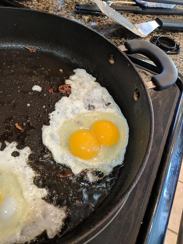 3. Два желтка? Ну, это однозначно победа!