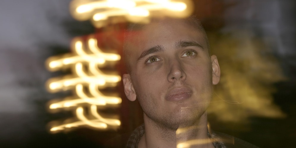 Microsoft, Yahoo ve ABD Ordusuna Sızmıştı: Ünlü Hacker Adrian Lamo Evinde Ölü Bulundu