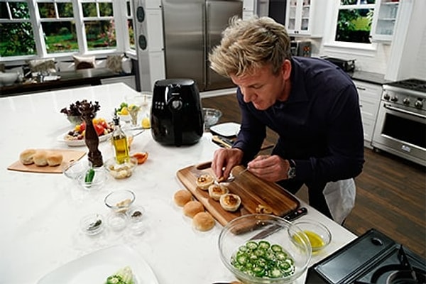 4. А что же он ест сам?