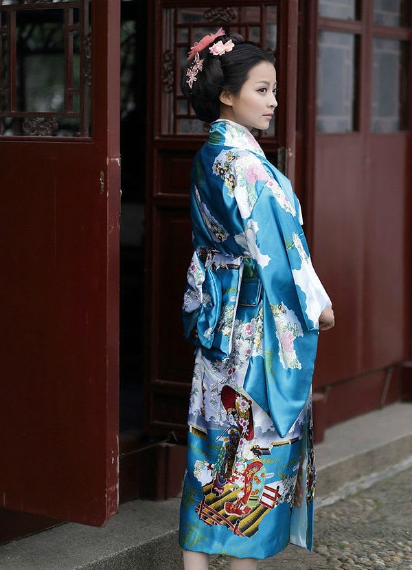 3. Кто узнает этот традиционный наряд?