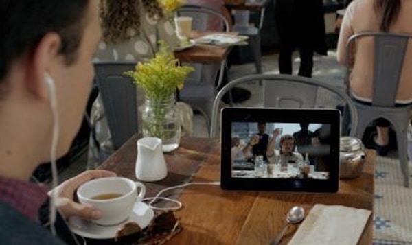 8. Стоит ли говорить, что просмотр только одной серии любимого сериала приведет к тем же самым печальным последствиям.