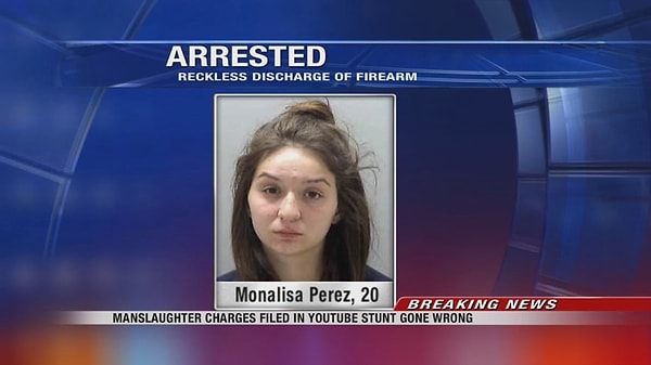 За происходящим наблюдали соседи и их ребенок.