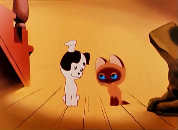 8. Как зовут щенка в мультике "Котёнок по имени Гав"?