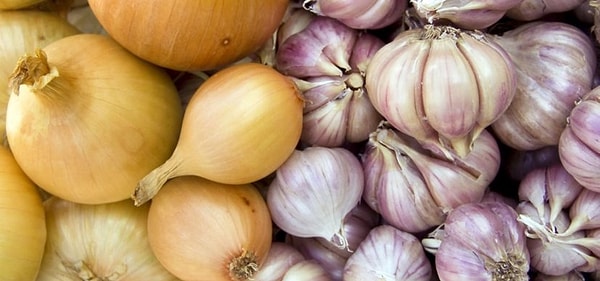 10. Лук и чеснок