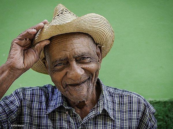 13. Küba'da tütün çiftçisi