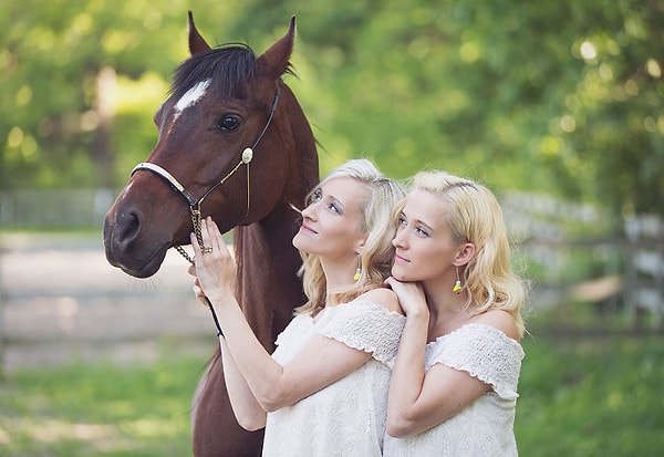 8. 'Впервые мысль о проекте с близнецами пришла мне в голову во время одной из поездок за границу'