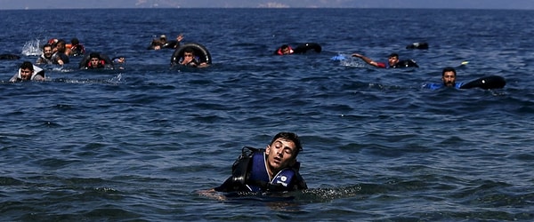 11. Вы увидели берег. Какому стилю плавания вы НЕ должны следовать?