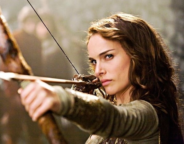 9. Все женские воинственные персонажи сражаются с распущенными волосами
