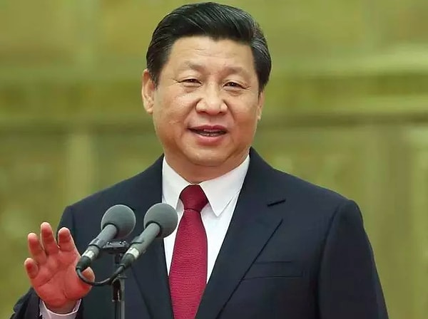 2. Лидером какой страны является этот человек?