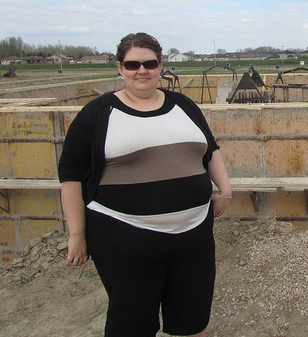 37 yaşındaki Amanda 'Mandie' Wood, Eylül 2015'te 170 kilo geliyordu.