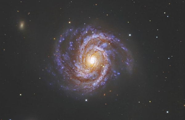 20. Неважно, большая галактика или маленькая, все они находятся на расстоянии около 1 млрд лет друг от друга.