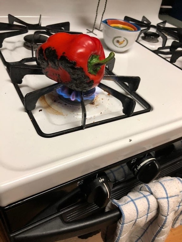 8. Ну а это просто горячий (причём не по своей воле) перчик...